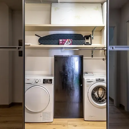 Lux-via Canalino- Pass Ztl Parking Wifi Apartamento Módena